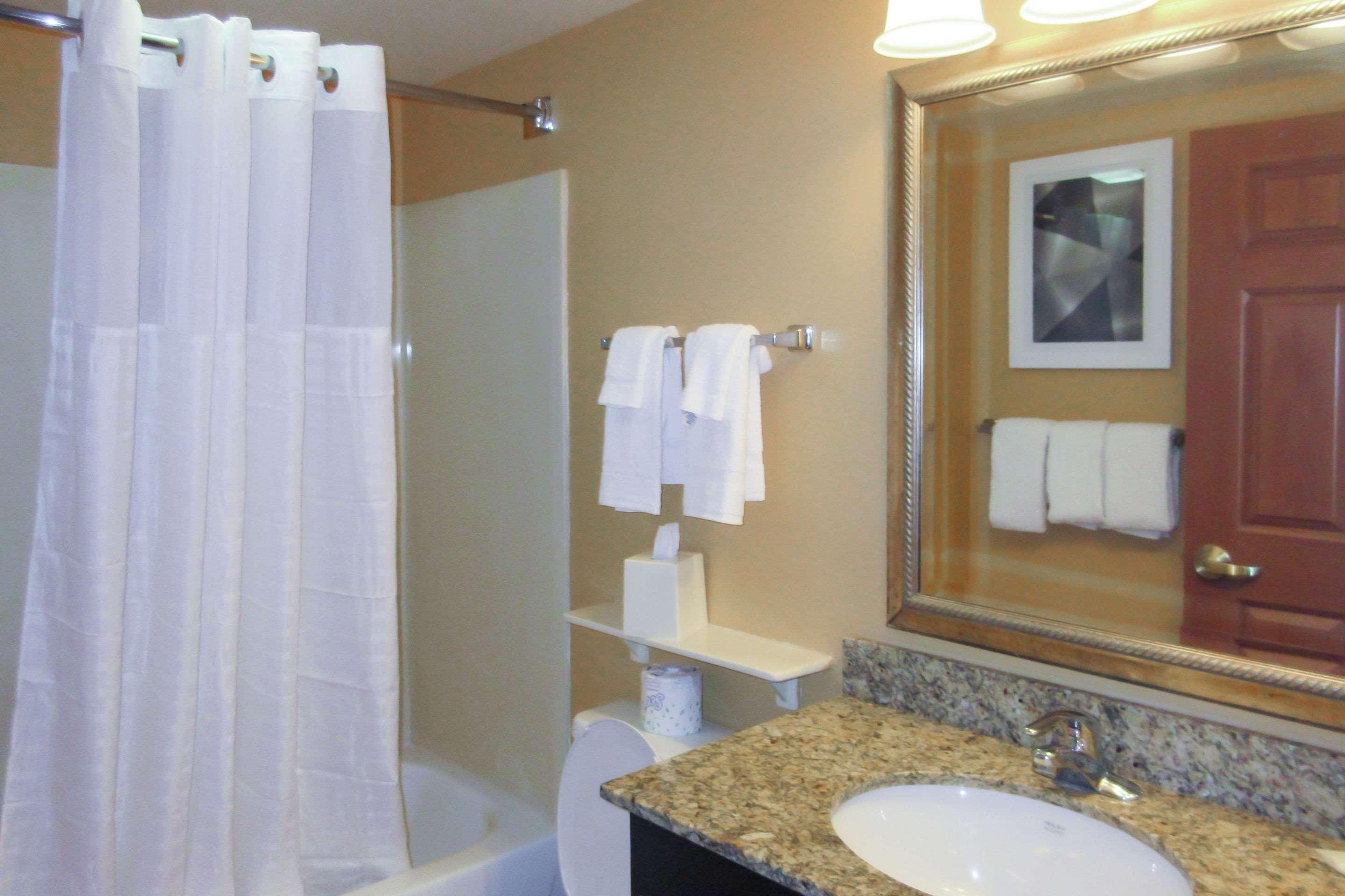Suburban Extended Stay Hotel Greenville Haywood Mall Dış mekan fotoğraf